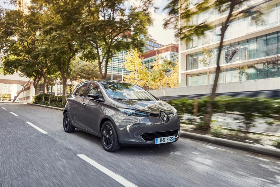  Renault Zoe Edition One 2016 года  (фото 10 из 30)